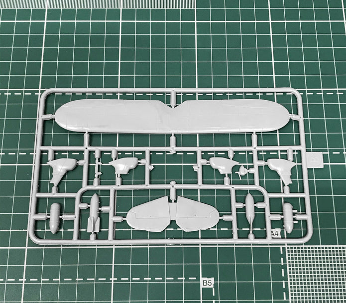 Biplane Henschel Hs 123C dive-bomber Scale 1:72 Amodel AMO72248 Plastic Airplane Model Kit
