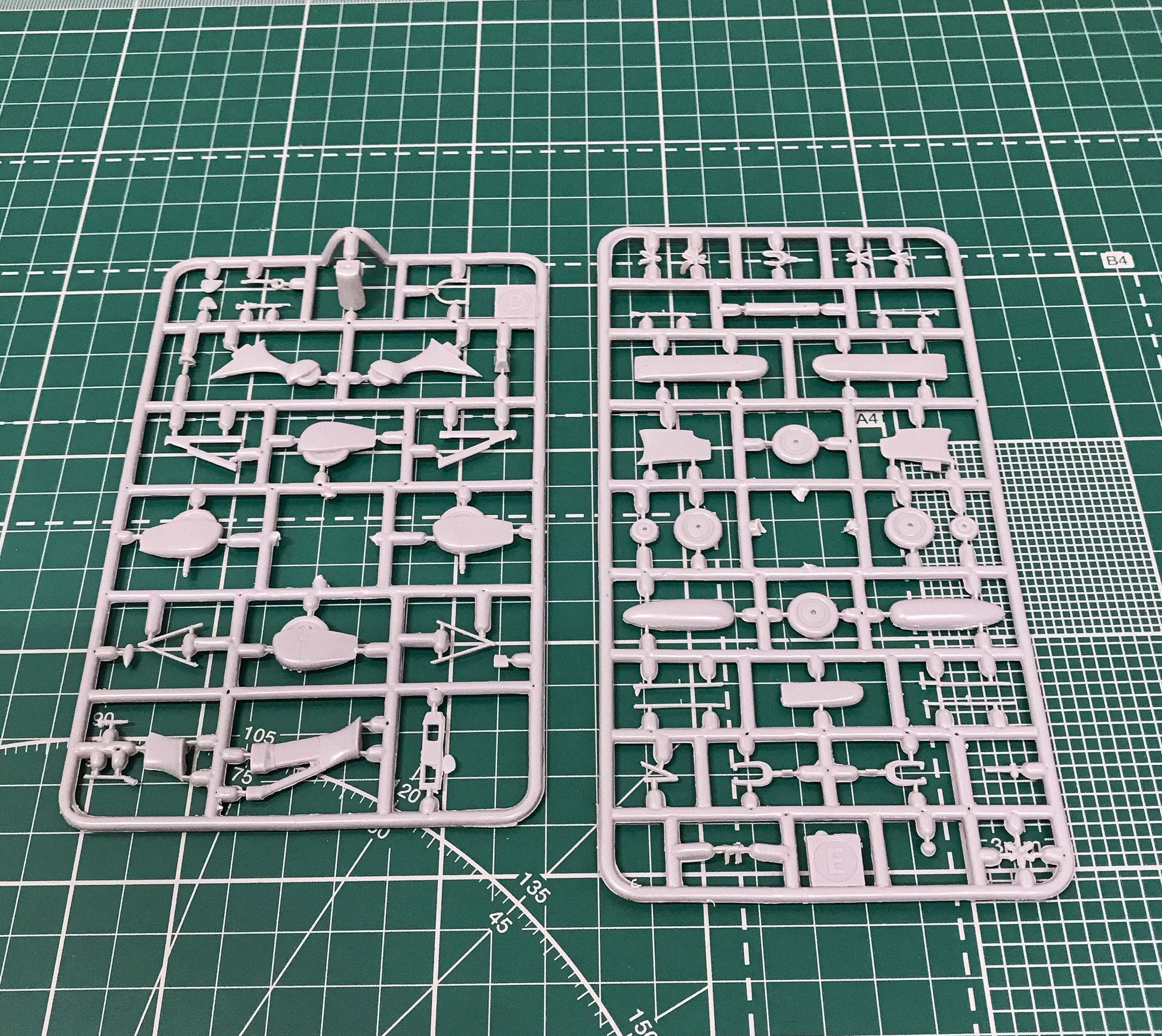 A-7bis Soviet autogiro Scale 1:72 Amodel AMO72257 Scale Airplane Model Kit