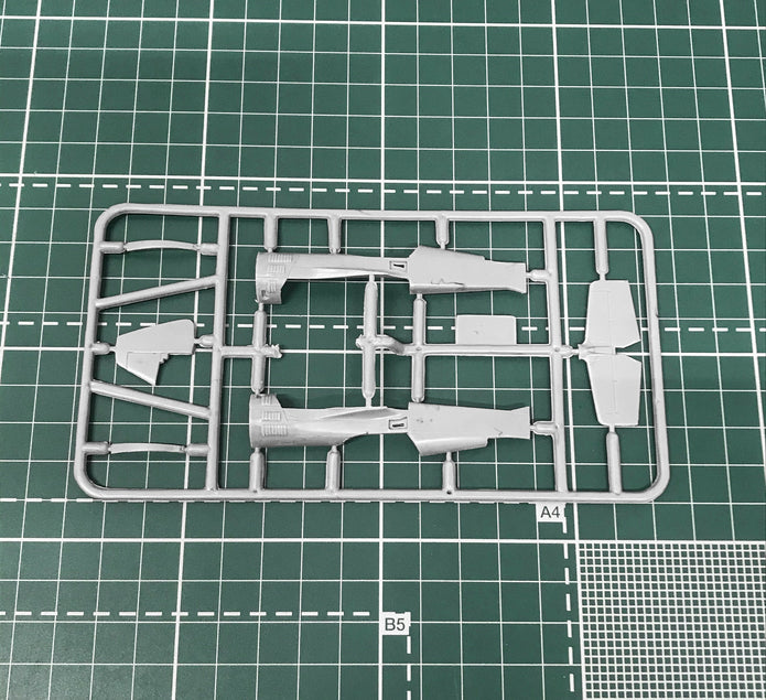 Sukhoi Su-26 Soviet aerobatic aircraft Scale 1:72 Amodel AMO72267 Plastic Airplane Model Kit