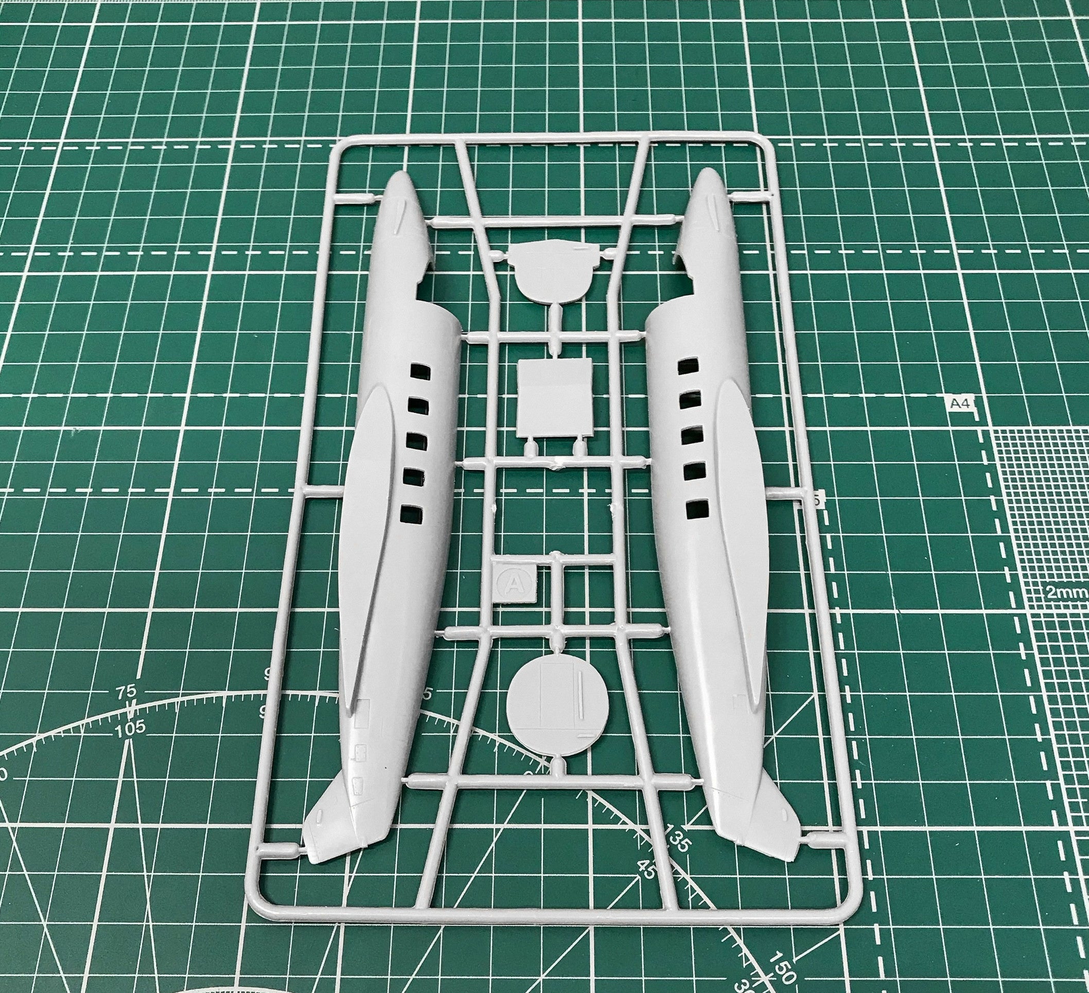 Beechcraft 2000 Starship N641SE Scale 1:72 Amodel AMO72273 Plastic Model Kit