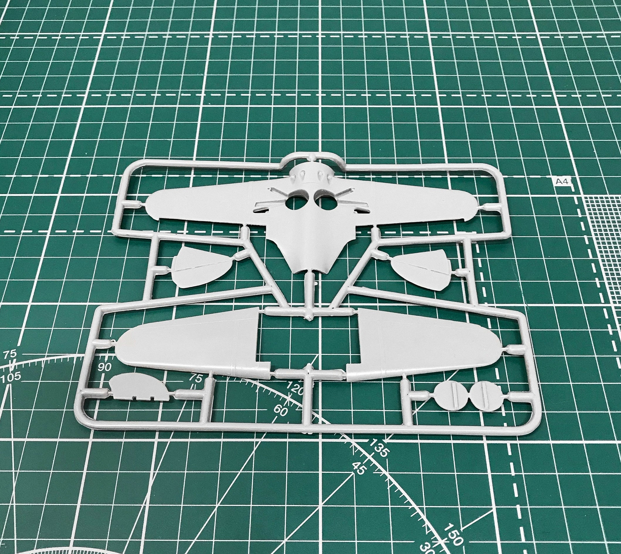 Polikarpov UTI-4 t15B fighter Scale 1:72 Amodel AMO72315 Scale Model Kit