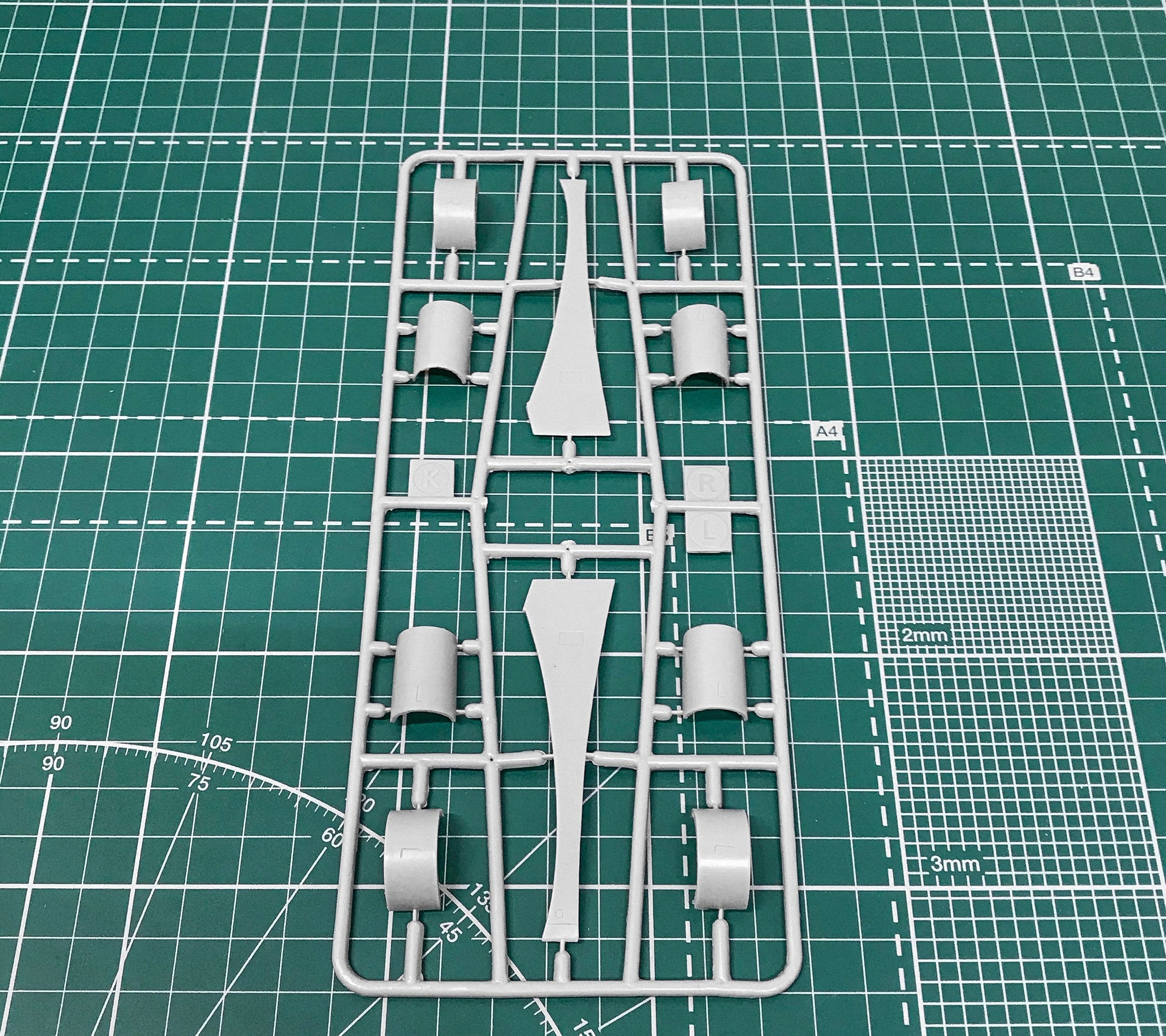 Business class aircraft C-37b Gulfstream Scale 1:72 Amodel AMO72327 Plastic Airplane Model Kit