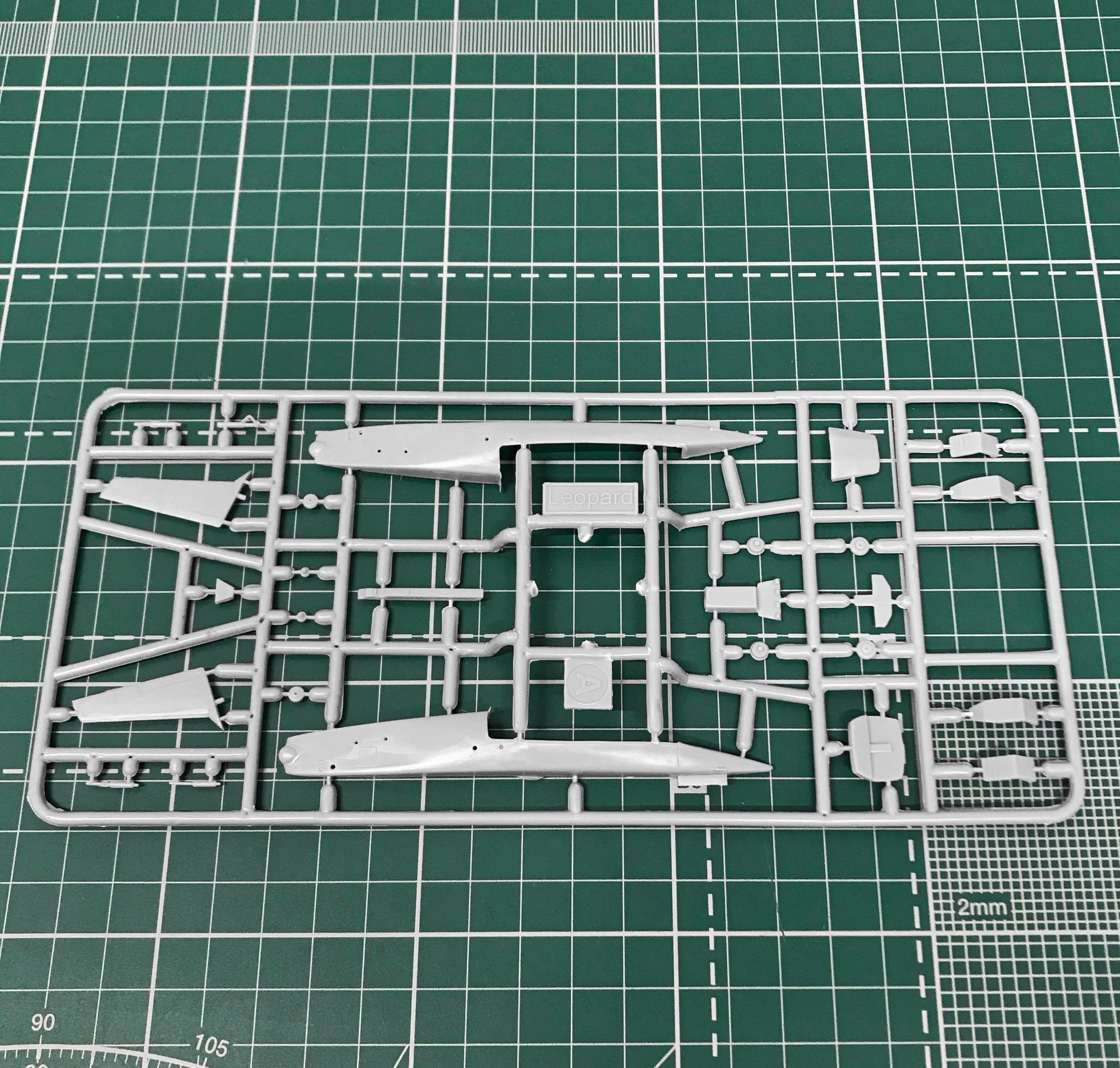 CMC Leopard-1 Scale 1:72 Amodel AMO72341 Plastic Airplane Model Kit