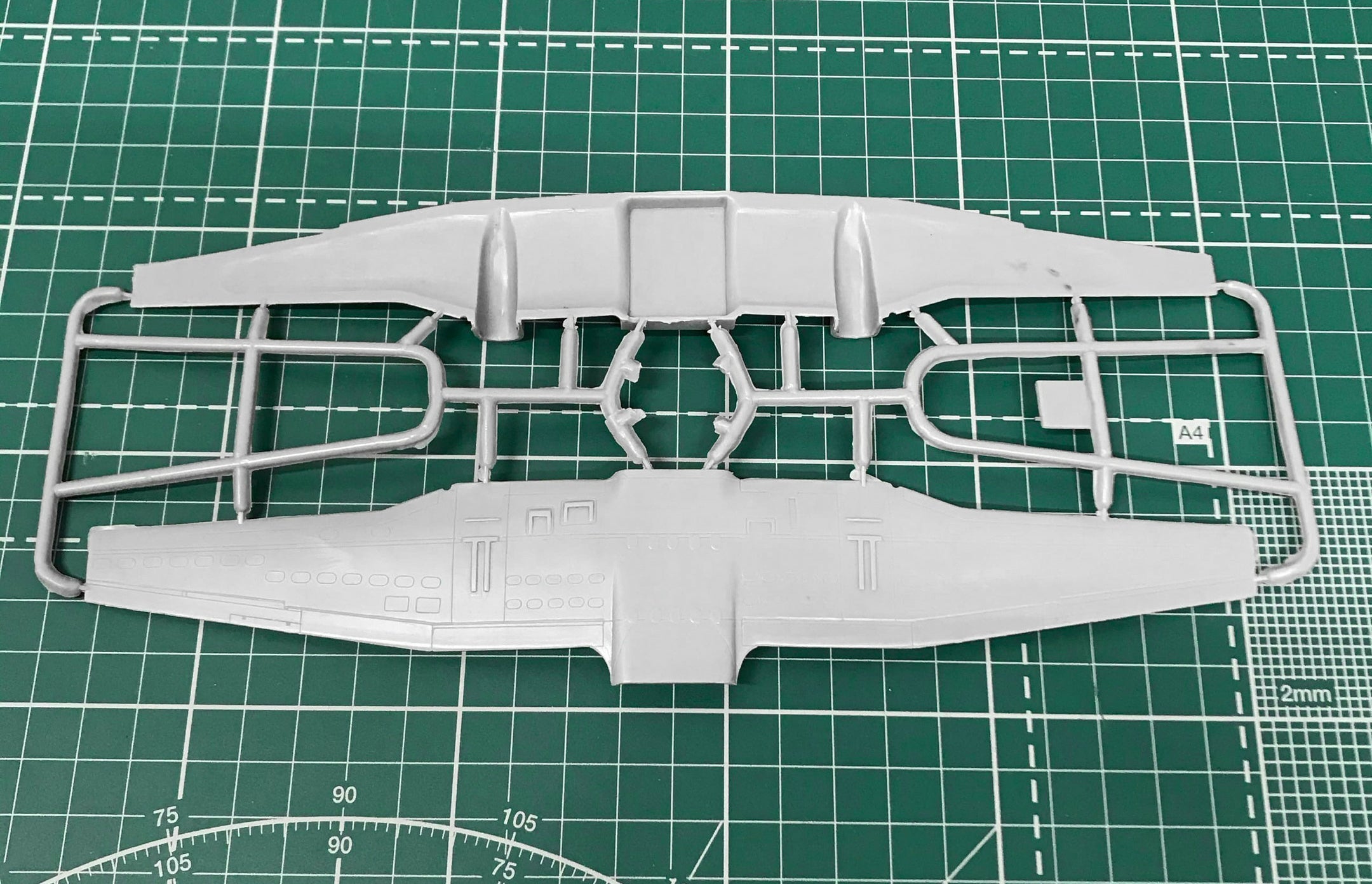 Beechcraft 1900C Scale 1:72 Amodel AMO72346 Plastic Airplane Model Kit