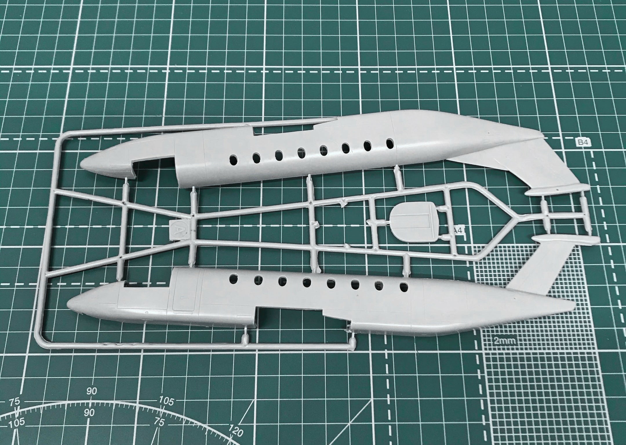 Beechcraft 1900C Scale 1:72 Amodel AMO72346 Plastic Airplane Model Kit