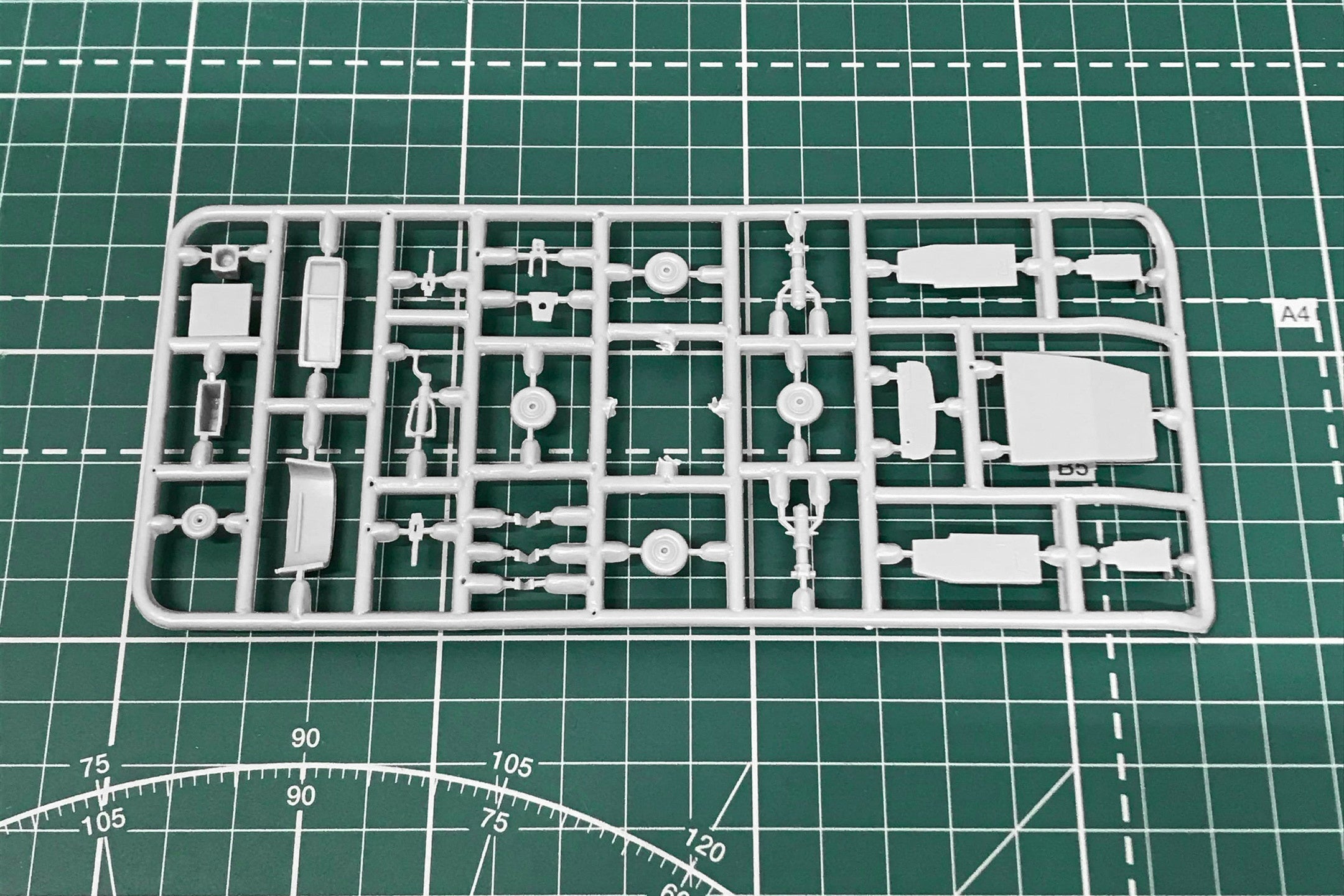 Beechcraft 1900C Scale 1:72 Amodel AMO72346 Plastic Airplane Model Kit