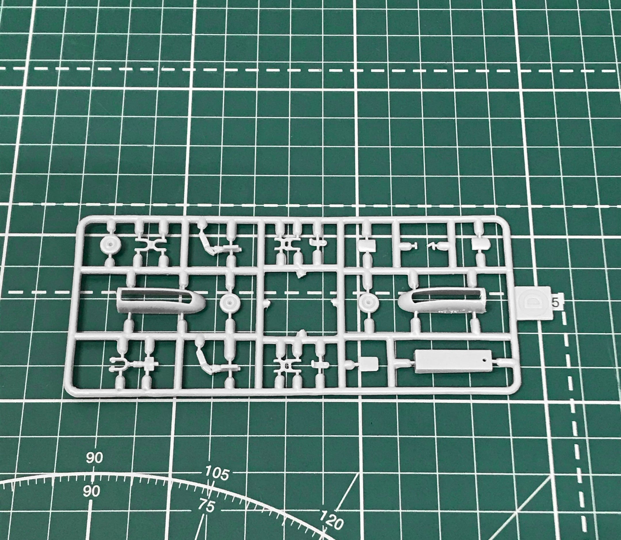 Adam A700 US civil aircraft Scale 1:72 Amodel AMO72370 Plastic Airplane Model Kit