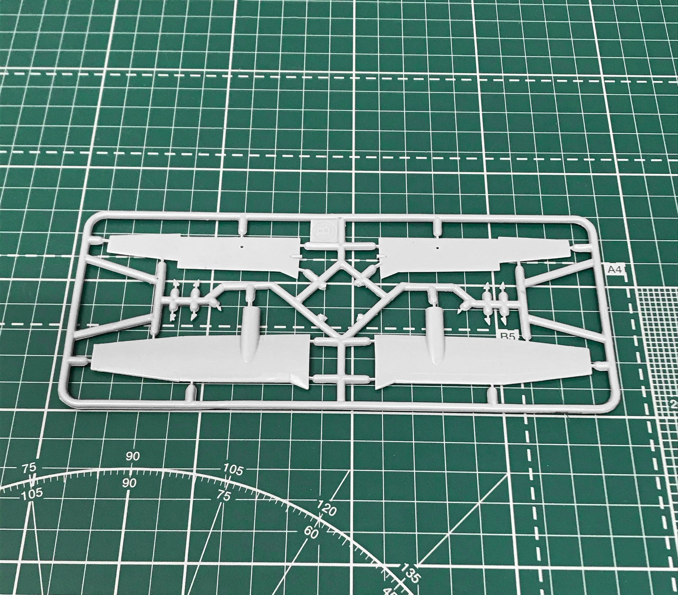 Adam A700 US civil aircraft Scale 1:72 Amodel AMO72370 Plastic Airplane Model Kit