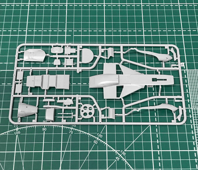 experimental aircraft Cobalt Co50 Valkyrie Scale 1:72 Amodel AMO72372 Plastic Airplane Model Kit