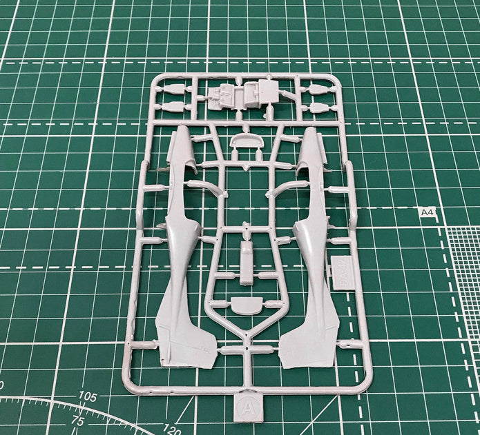 Plastic model 1/72 Da-42 Twin Star Scale 1:72 Amodel AMO72374 Plastic Airplane Model Kit