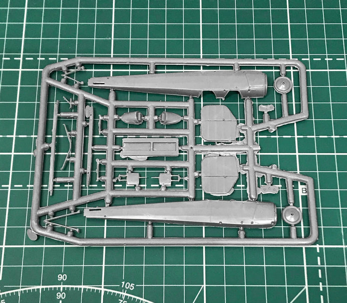 KASKR-1 Soviet autogiro Scale 1:72 Amodel AMO7265 Plastic Airplane Model Kit