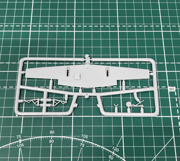 Yak-54 Scale 1:72 Amodel AMO7292 Plastic Airplane Model Kit