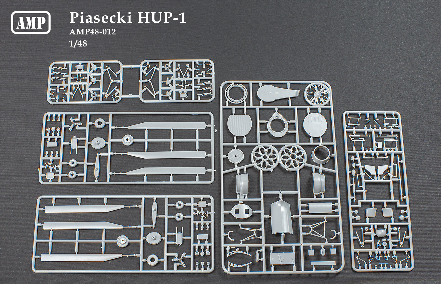 Piasecki HUP-1 Scale 1:48 AMP 48012 Plastic Model Helicopter Kit