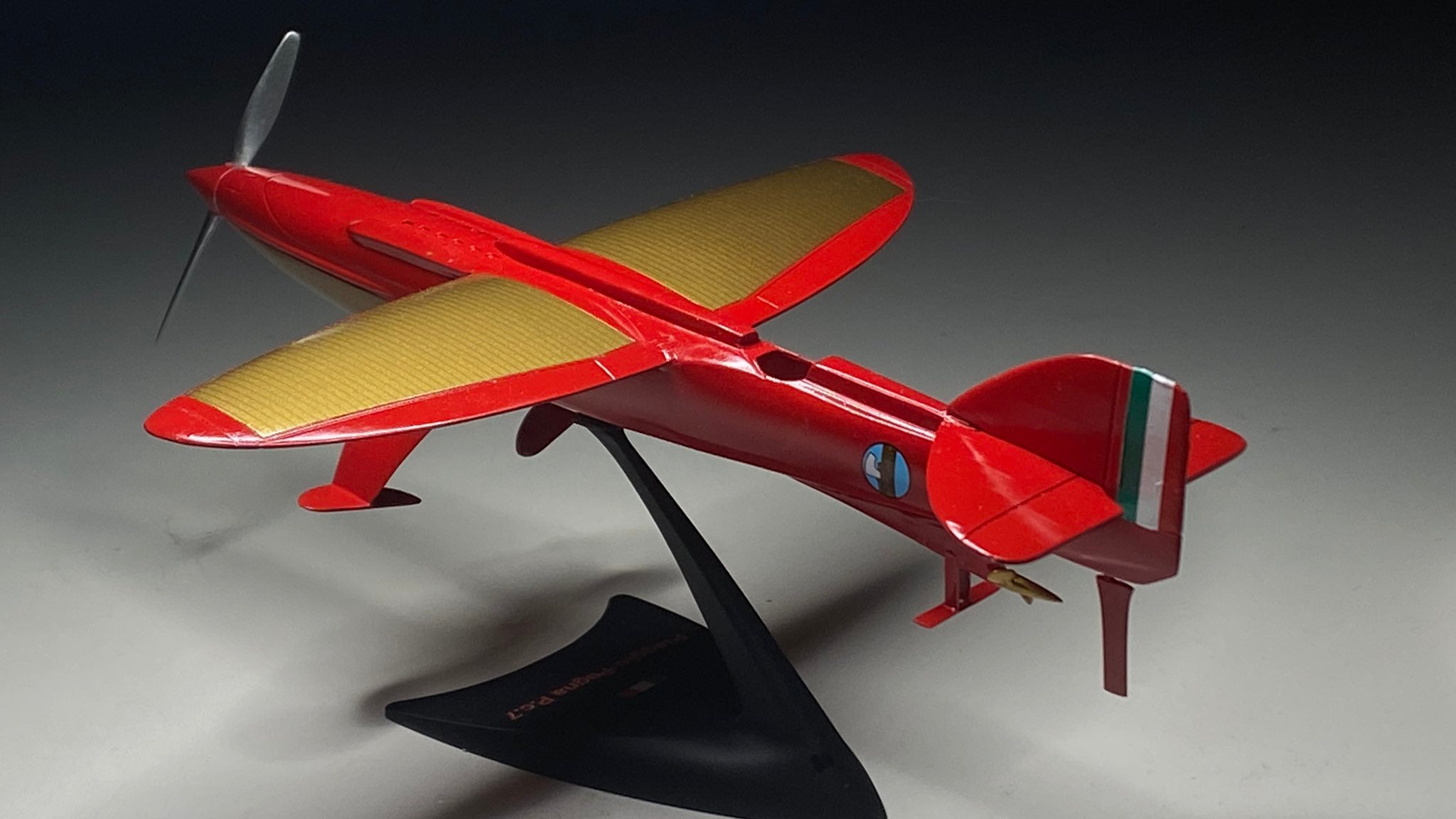 Piaggio Pegna PC.7 Scale 1:48 AMP 48011 Plastic Model Aircraft Kit