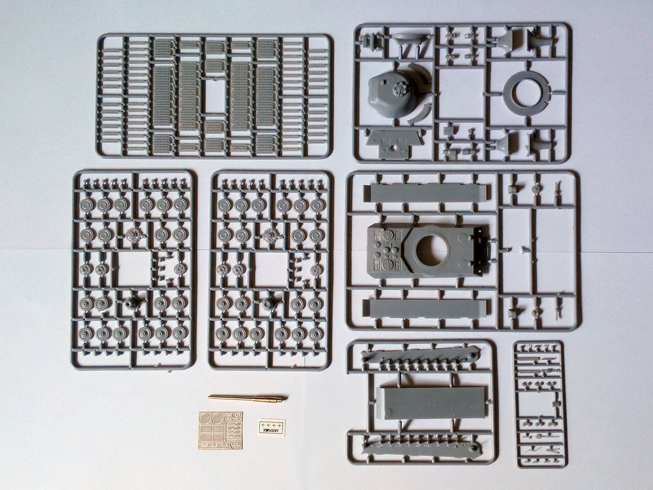 1/72 Pz, VII Löwe - WWII-era German prototype tank Scale 1:72 Armory Models AR72201