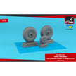 1/72 Avro Lancaster wheels mid type w/ weighted tyres Scale 1:72 Armory Models AR AW72430
