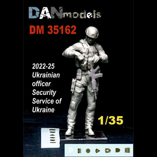 2023 Ukraine. War with Mordor. Ukrainian officer of the SSO, SBU. set №13 - 1 figure (resin) Scale 1:35 DAN Models DM 35162
