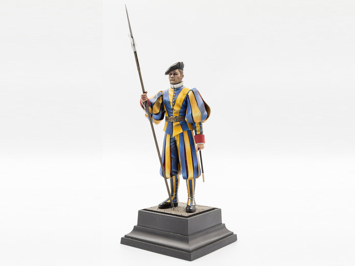 ICM 16002 Plastic model figures kit Scale 1:16 Vatican swiss guard - kits models