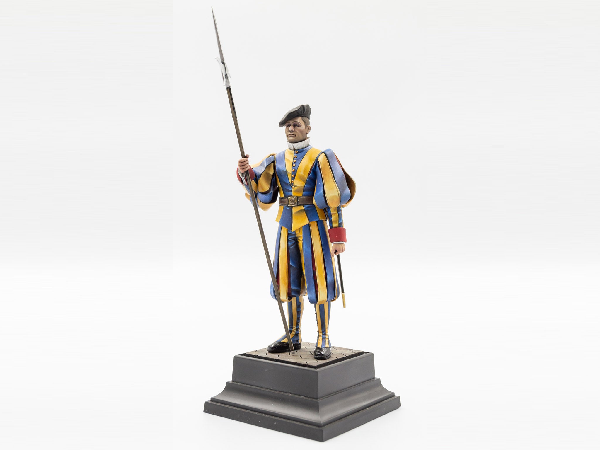 ICM 16002 Plastic model figures kit Scale 1:16 Vatican swiss guard - kits models
