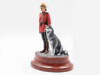 ICM 16008 Plastic model figures kit Scale 1:16 RCMP Female Officer with dog