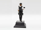 ICM 16009 Plastic model figures kit Scale 1:16 British Police Female Officer
