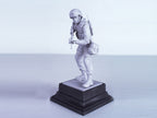 ICM 16101 Plastic model kit figures Scale 1:16 S.W.A.T Team Leader - kits models