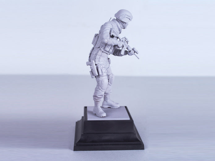 ICM 16101 Plastic model kit figures Scale 1:16 S.W.A.T Team Leader - kits models
