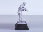 ICM 16101 Plastic model kit figures Scale 1:16 S.W.A.T Team Leader - kits models