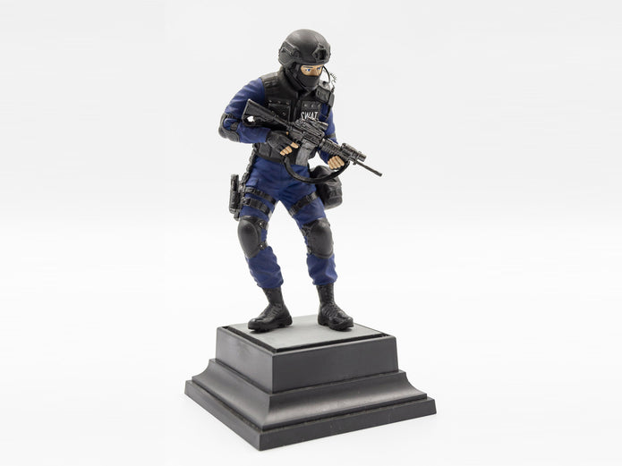 ICM 16101 Plastic model kit figures Scale 1:16 S.W.A.T Team Leader - kits models