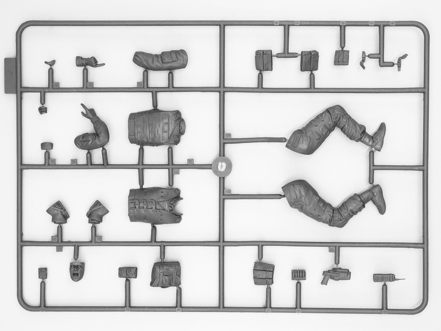 ICM 16103 Plastic model kit Scale 1:16 Delta Force Fighter (Mogadishu, 1993)