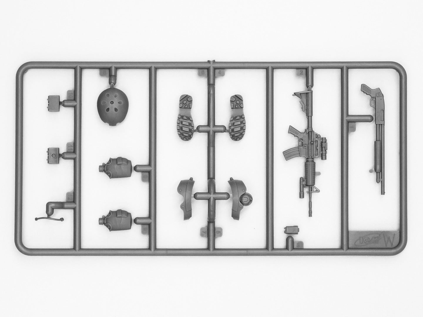 ICM 16103 Plastic model kit Scale 1:16 Delta Force Fighter (Mogadishu, 1993)