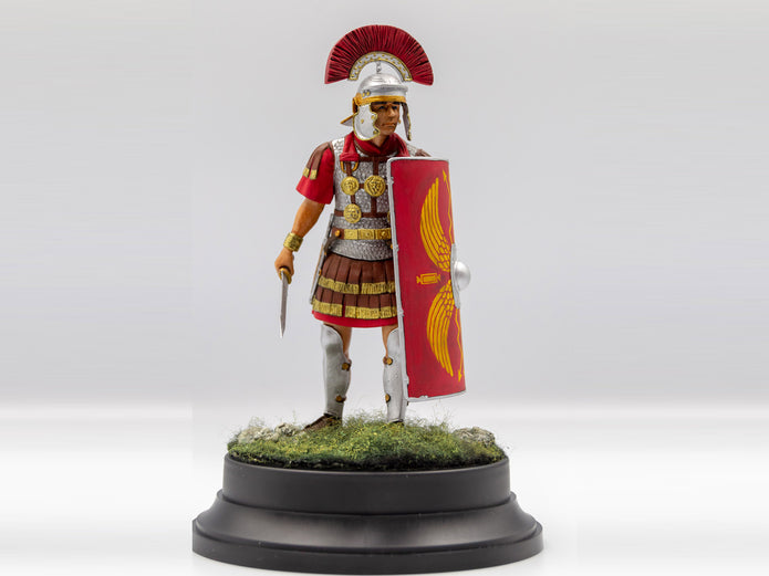 ICM 16302 Plastic model figures kit Scale 1:16 Roman Centurion (I century)