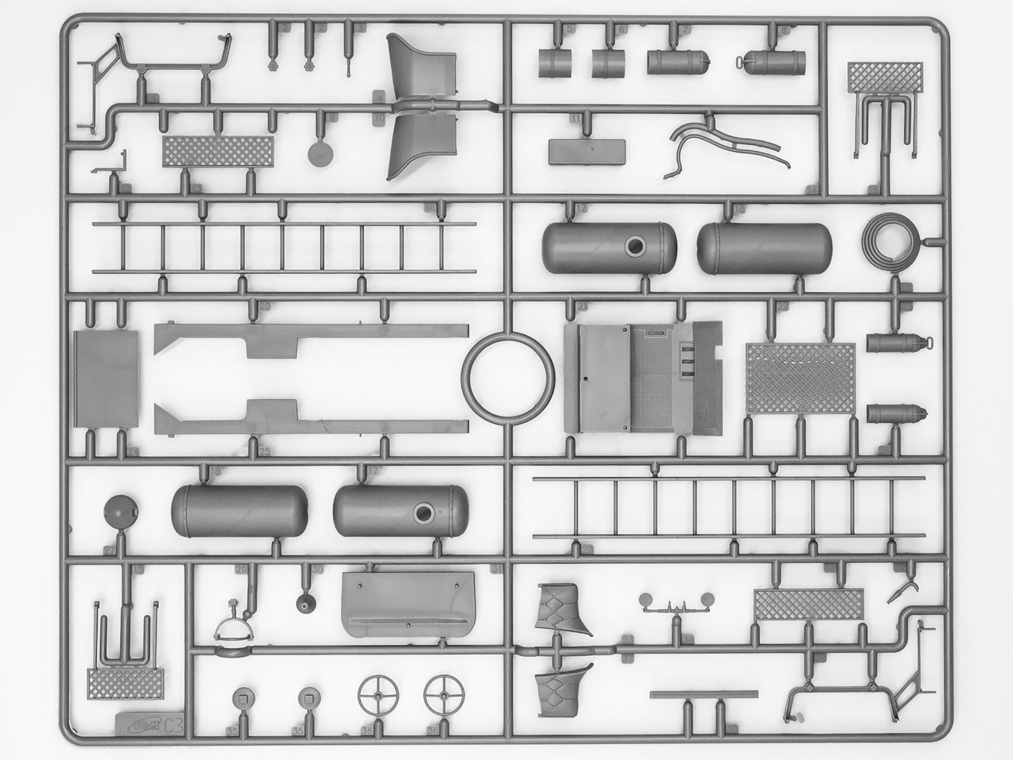ICM 24004 car plastic models kit Scale 1:24 Model T 1914 Firetruck, American car