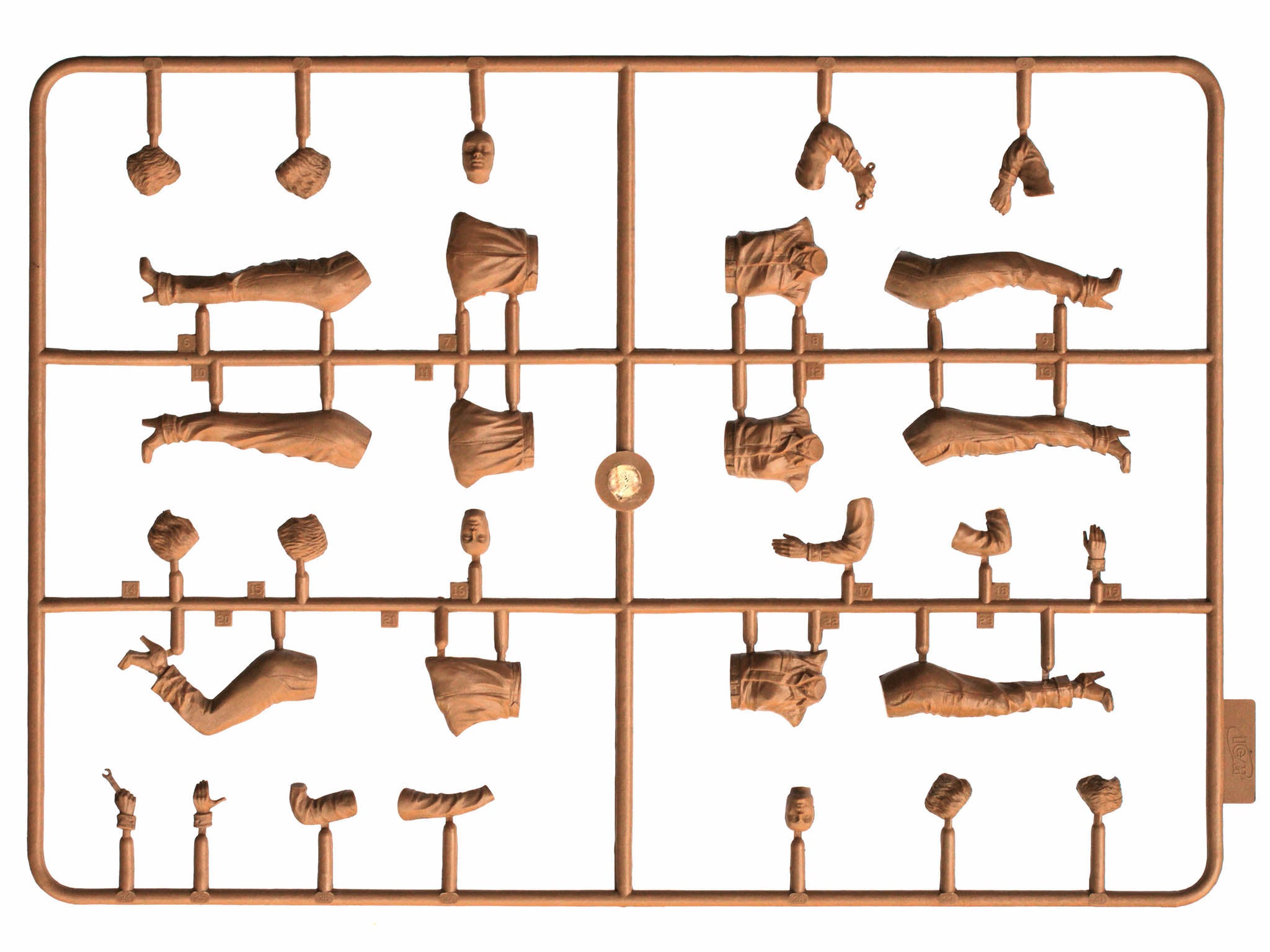 American mechanics (1910s)
3 figures Scale 1:24 ICM24009 Plastic Model Figures Kit