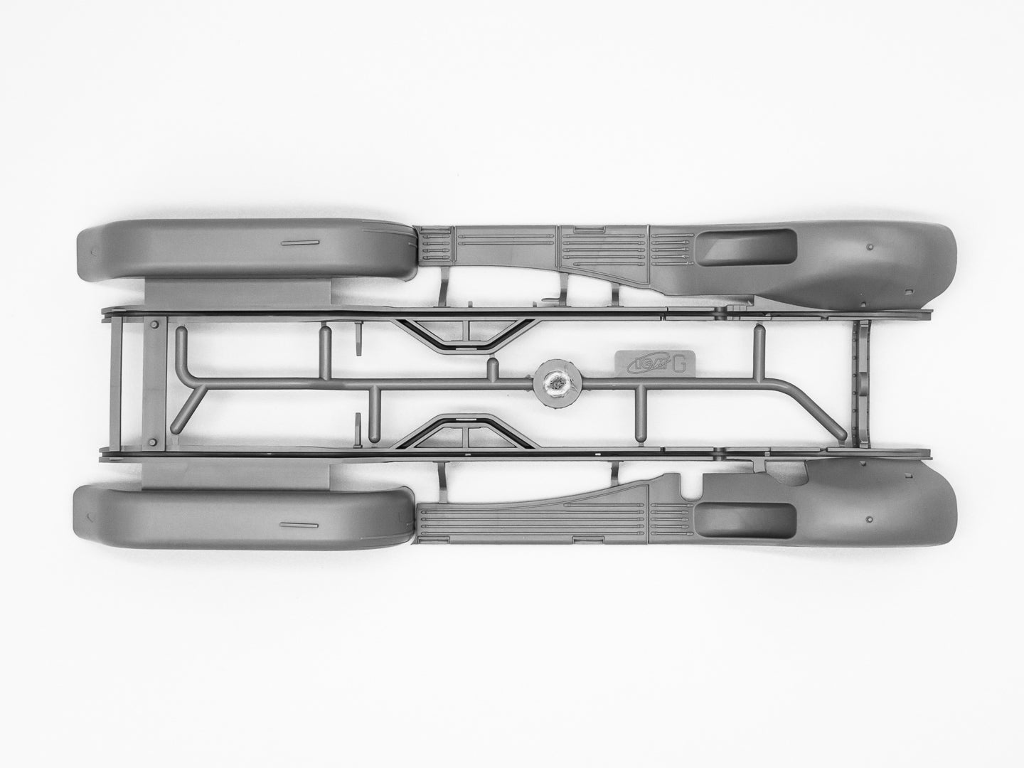 ICM 24011 Scale model kit 1:24 Typ G4 1935 production WWII German personnel car