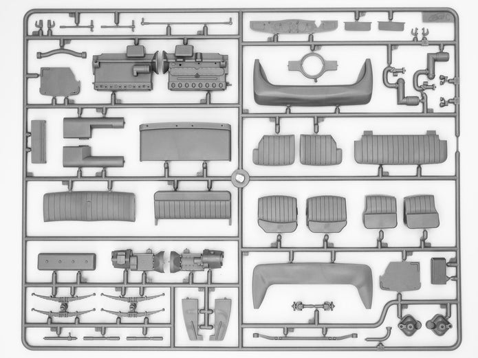ICM 24011 Scale model kit 1:24 Typ G4 1935 production WWII German personnel car
