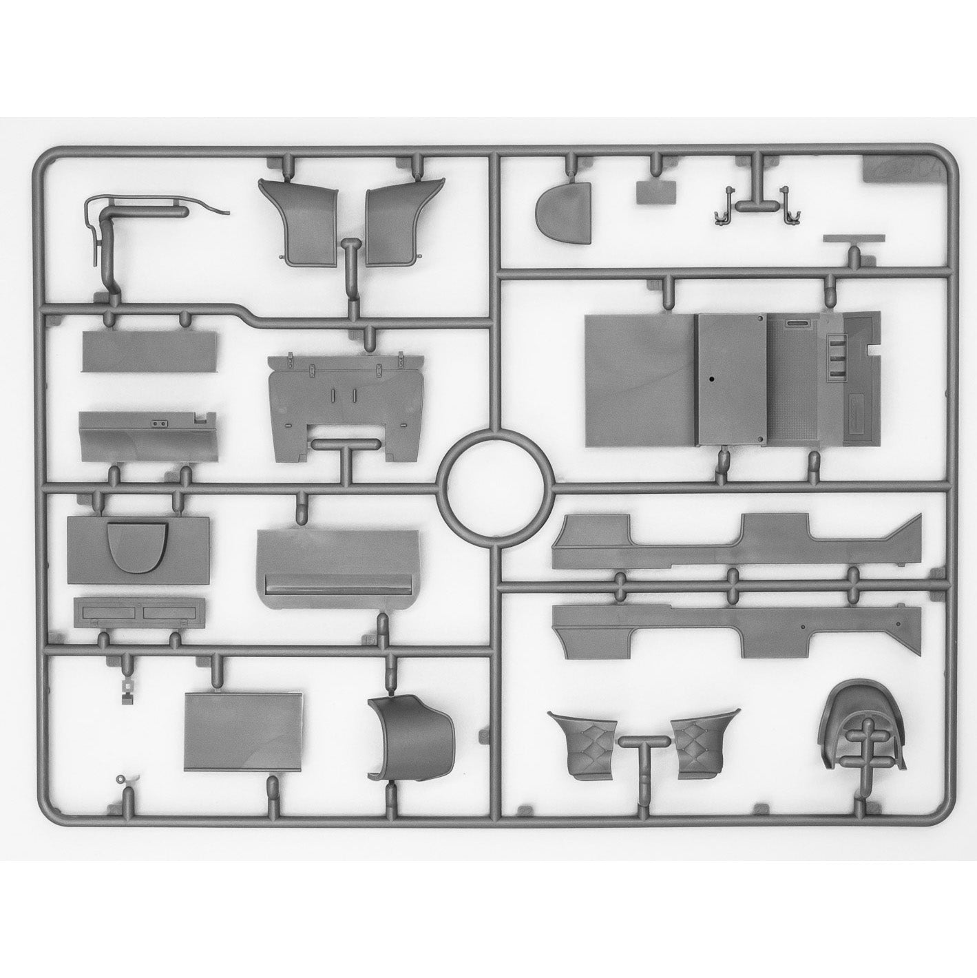 ICM 24016 Plastic model kit 1:24 Model T 1912 Commercial roadster, American car