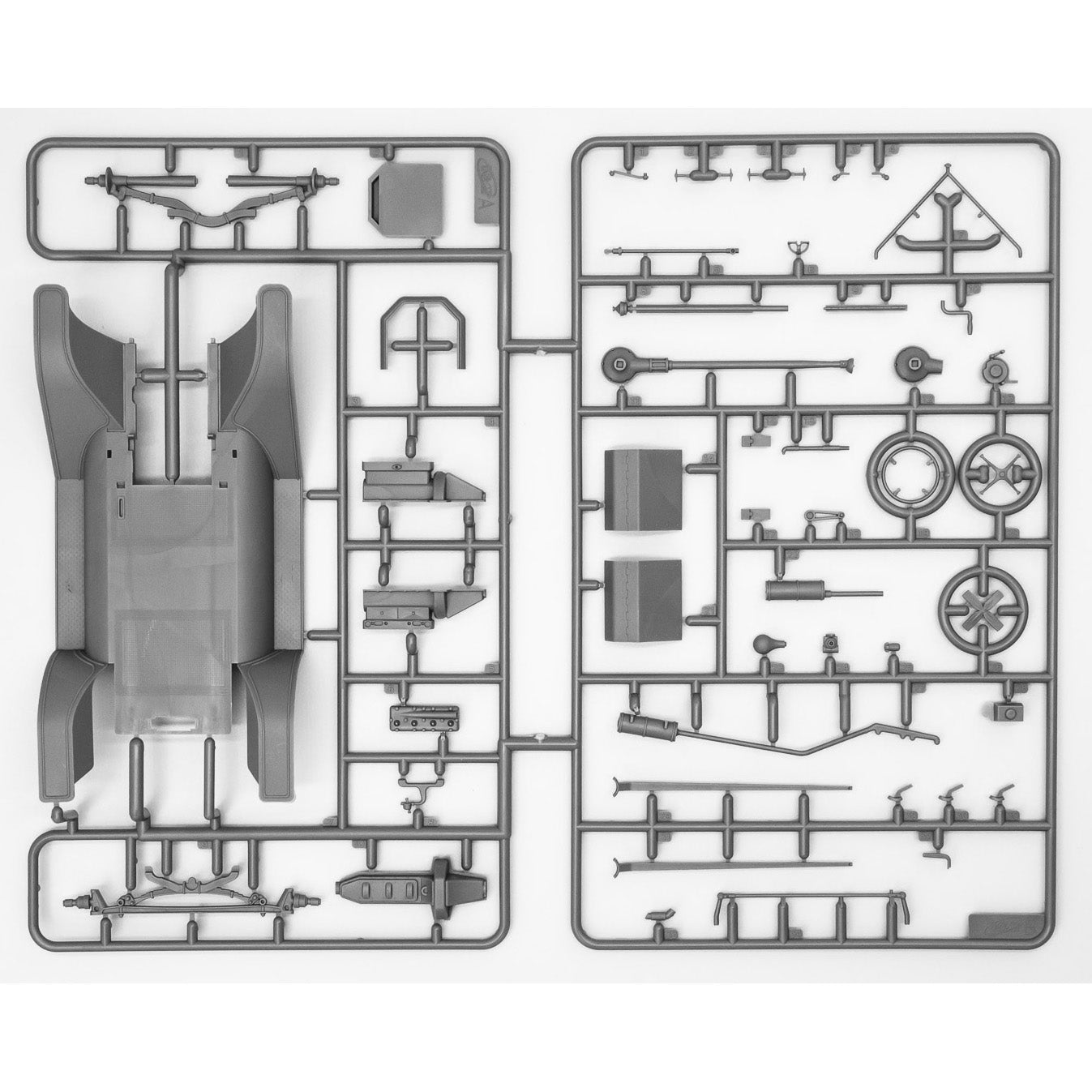 ICM 24016 Plastic model kit 1:24 Model T 1912 Commercial roadster, American car