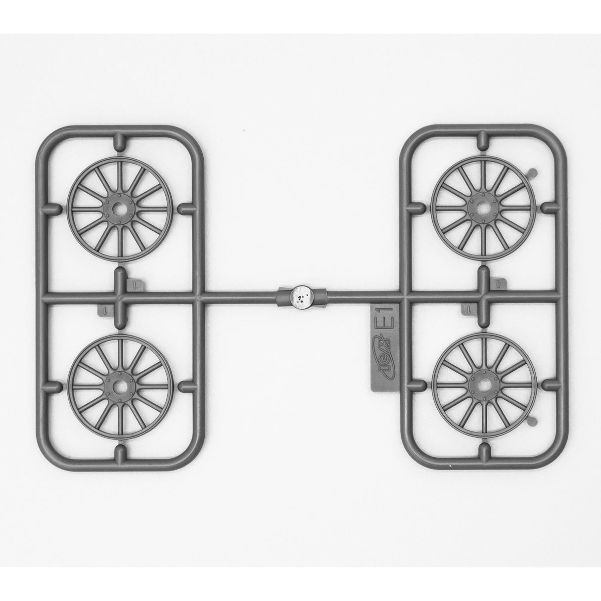 ICM 24016 Plastic model kit 1:24 Model T 1912 Commercial roadster, American car