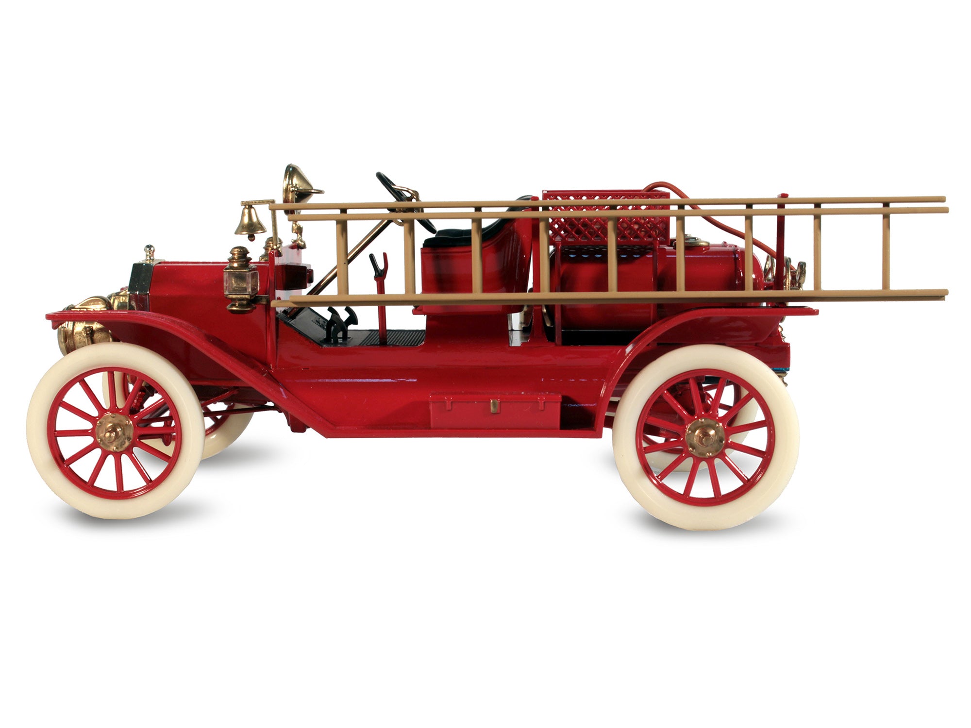 ICM 24017 Plastic model Truck  kit Scale 1:24 Model T 1914 Fire Truck with Crew