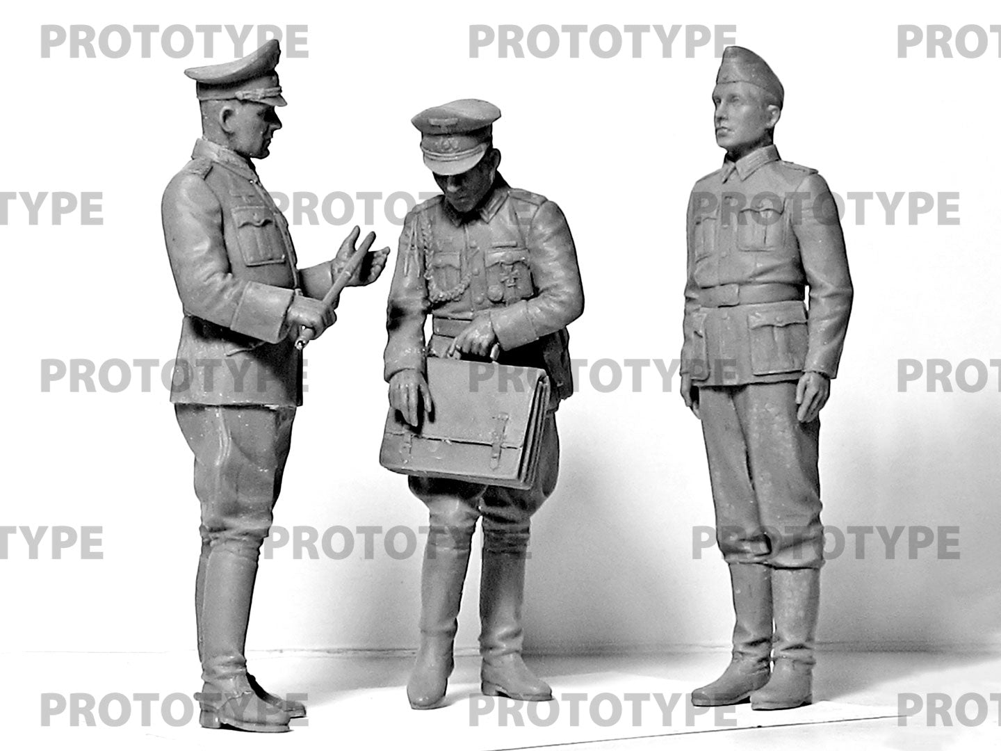 ICM 24020 Scale figure modeling 1:24 WWII German Staff Personnel Plastic model