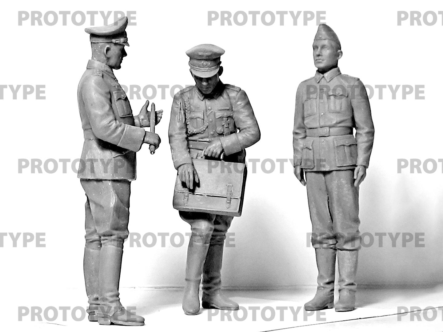 ICM 24020 Scale figure modeling 1:24 WWII German Staff Personnel Plastic model
