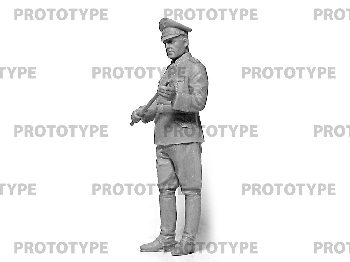 ICM 24020 Scale figure modeling 1:24 WWII German Staff Personnel Plastic model