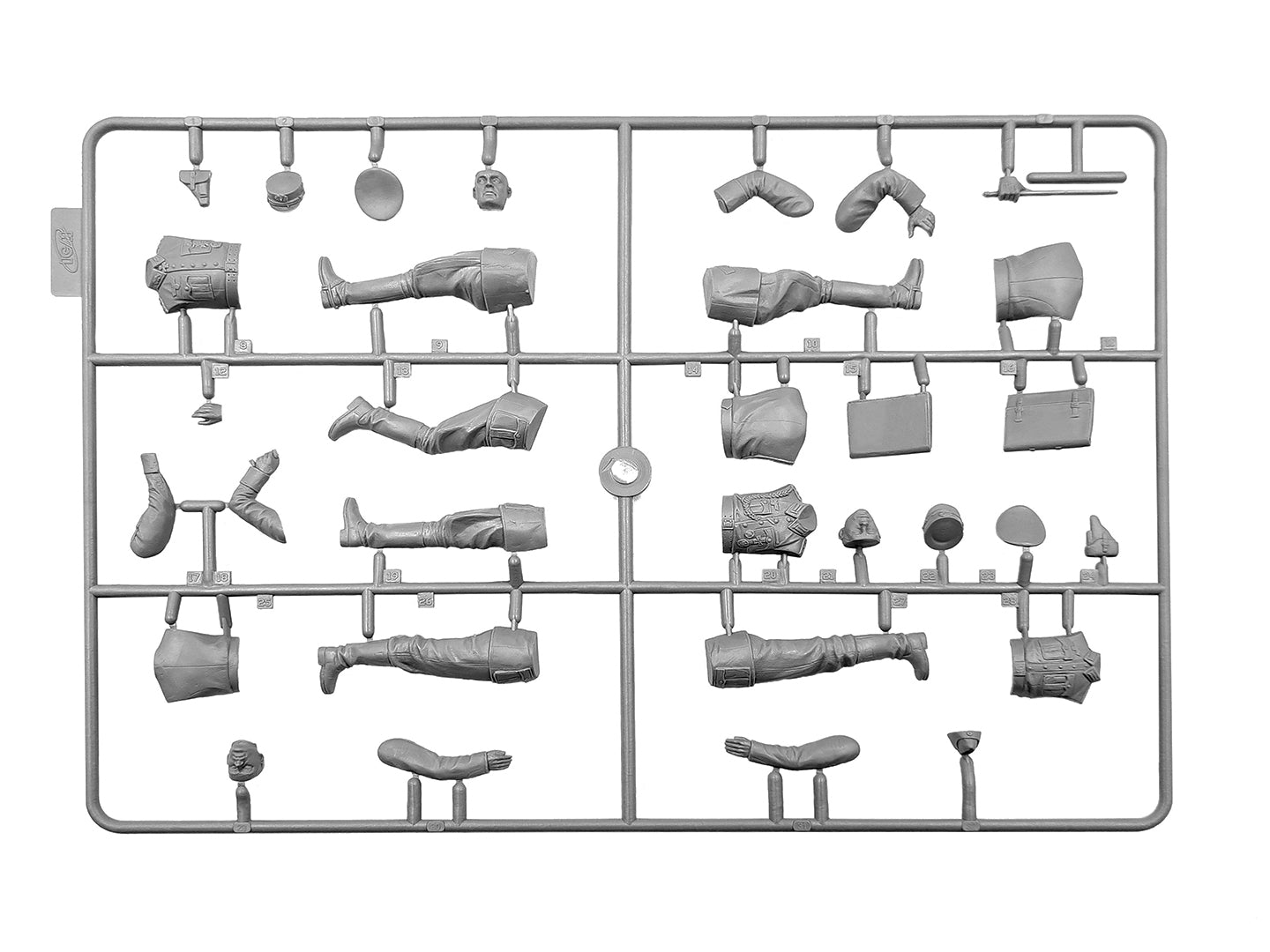 ICM 24020 Scale figure modeling 1:24 WWII German Staff Personnel Plastic model
