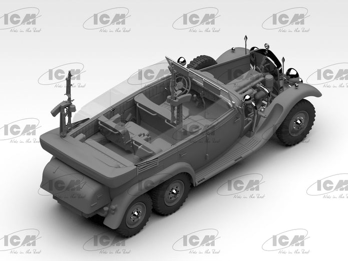 Type G4 with MG 34 and German Staff Personnel Scale 1:24 Plastic Model ICM 24024