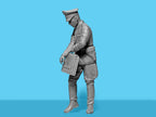 Type G4 with MG 34 and German Staff Personnel Scale 1:24 Plastic Model ICM 24024