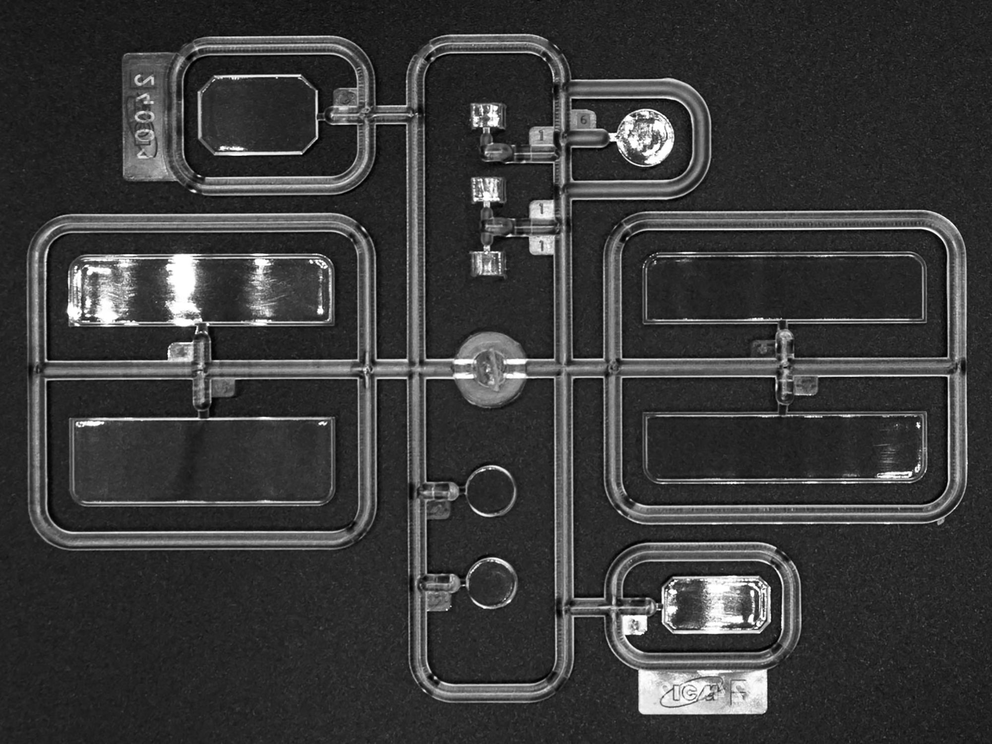 ICM 24026 Scale model 1:24 ModelT 1913 Speedster with American Sport Car Drivers
