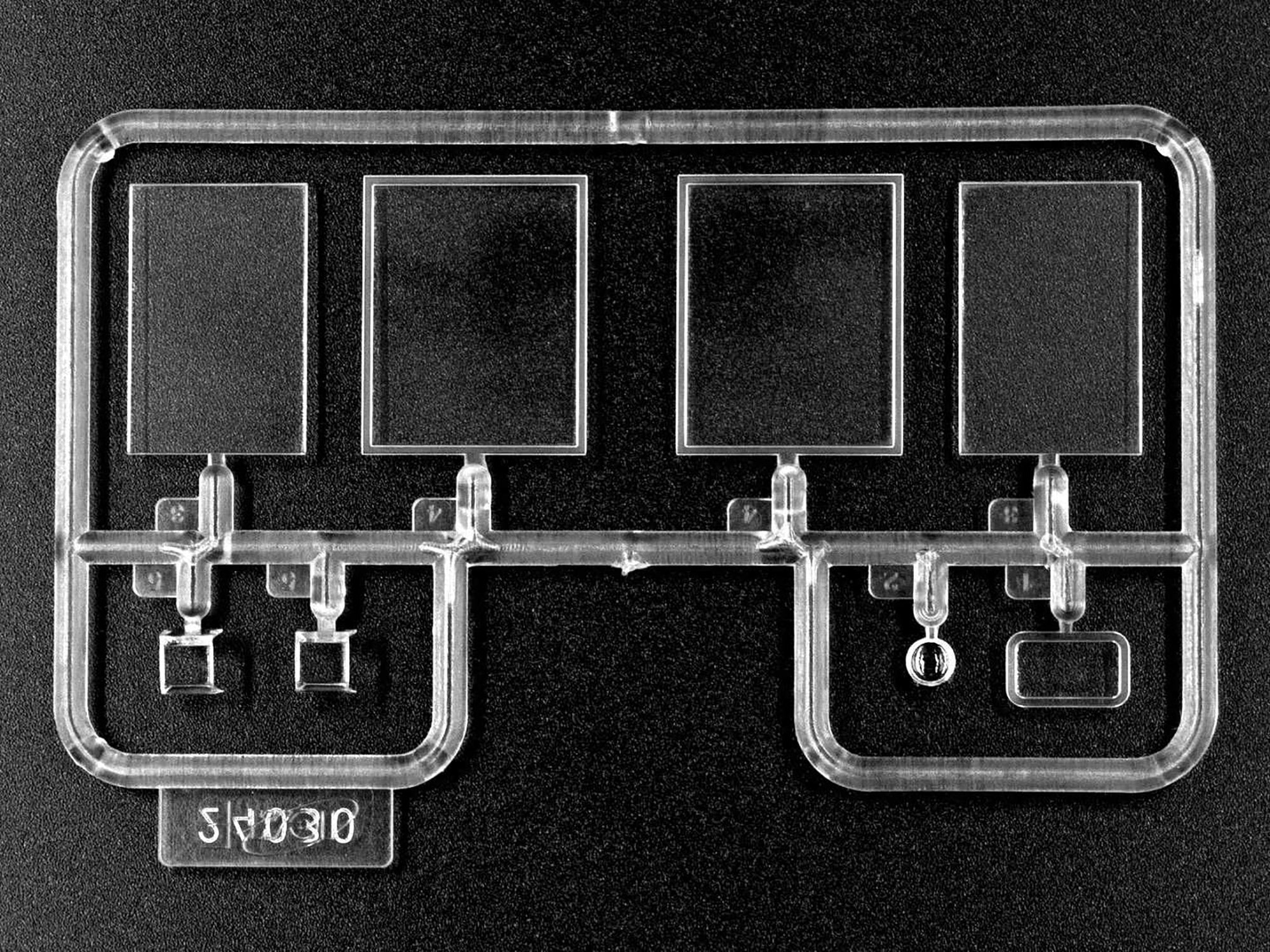 ICM 24030 Plastic model car kit 1:24 Type AG 1910 Paris Taxi - modelling kit