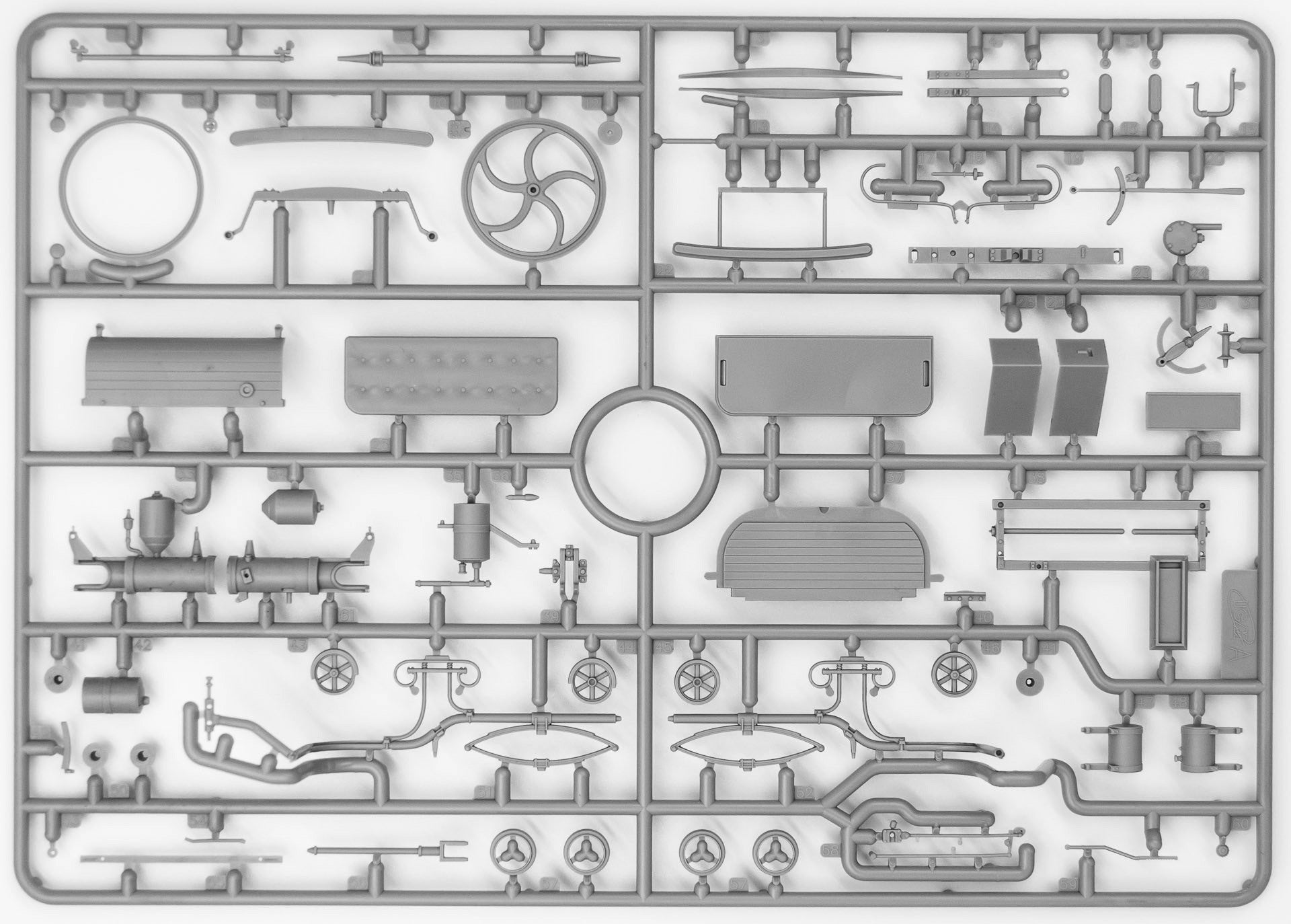 ICM 24042 Plastic model car kit Scale 1:24 Car 1886 (Easy Version) kits model