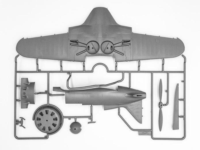 ICM 32004 Plastic model aircraft kit Scale 1:32 I-16 type 10 WWII Soviet Fighter